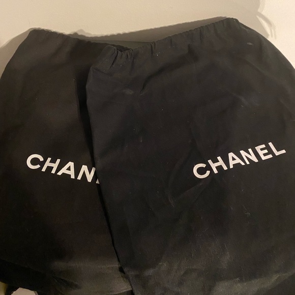 Chanel high top sneakers in a size 42 - Picture 4 of 16